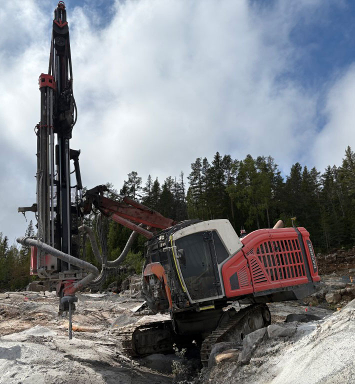 Sandvik DX800i - Буровая машина: фото 3 Sandvik DX800i - Буровая машина: фото 3