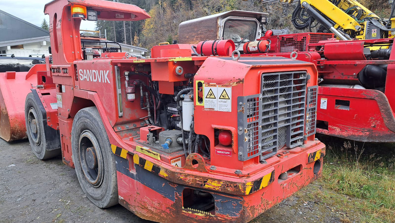 Sandvik LH202 - Горнодобывающая техника: фото 5 Sandvik LH202 - Горнодобывающая техника: фото 5