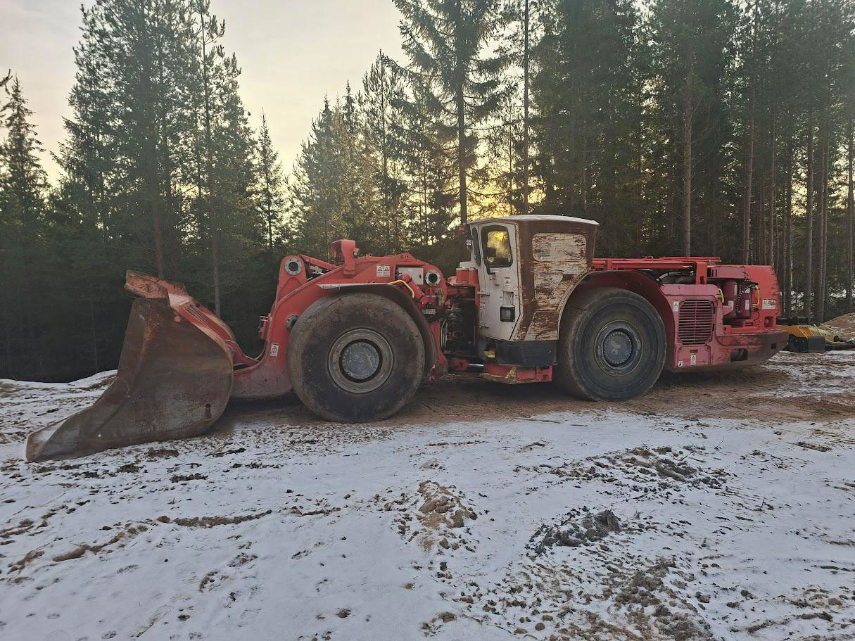 Sandvik LH514 - Горнодобывающая техника: фото 2 Sandvik LH514 - Горнодобывающая техника: фото 2