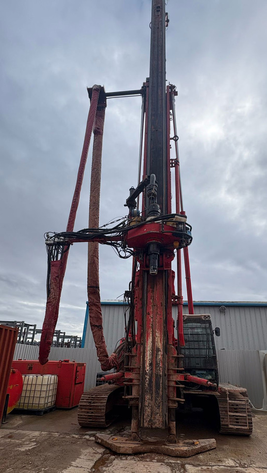 Soilmec SF-65 - Сваебойная установка: фото 4 Soilmec SF-65 - Сваебойная установка: фото 4