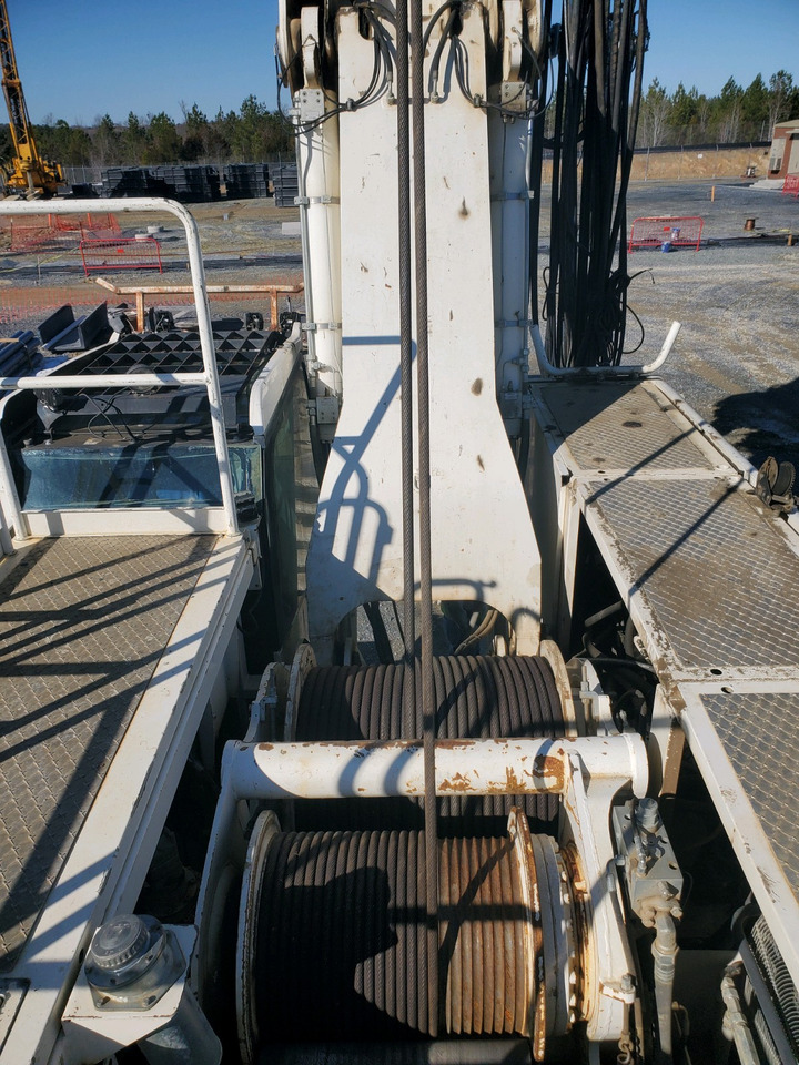 Soilmec SR-75 - Сваебойная установка: фото 4 Soilmec SR-75 - Сваебойная установка: фото 4