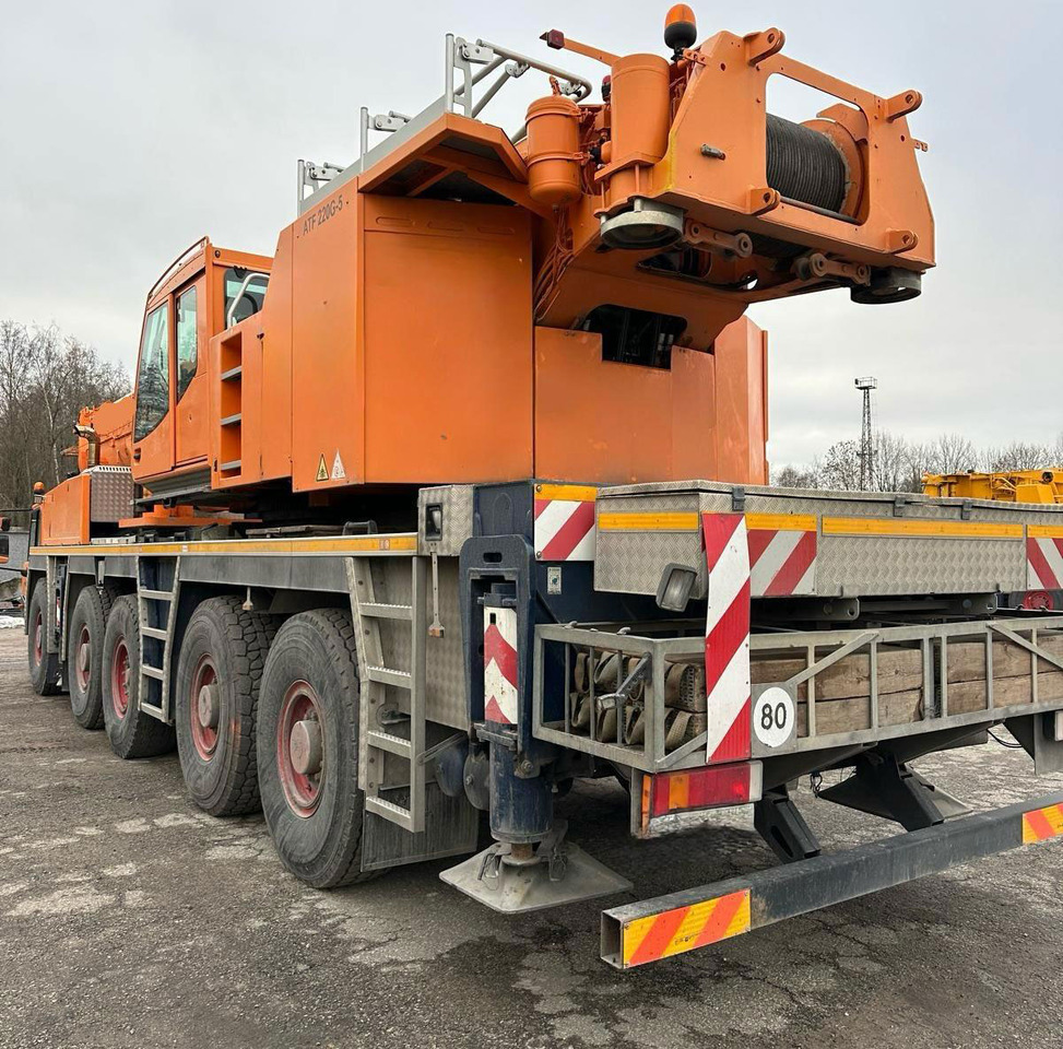 Tadano Faun ATF 220G-5 - Мобильный кран: фото 3 Tadano Faun ATF 220G-5 - Мобильный кран: фото 3