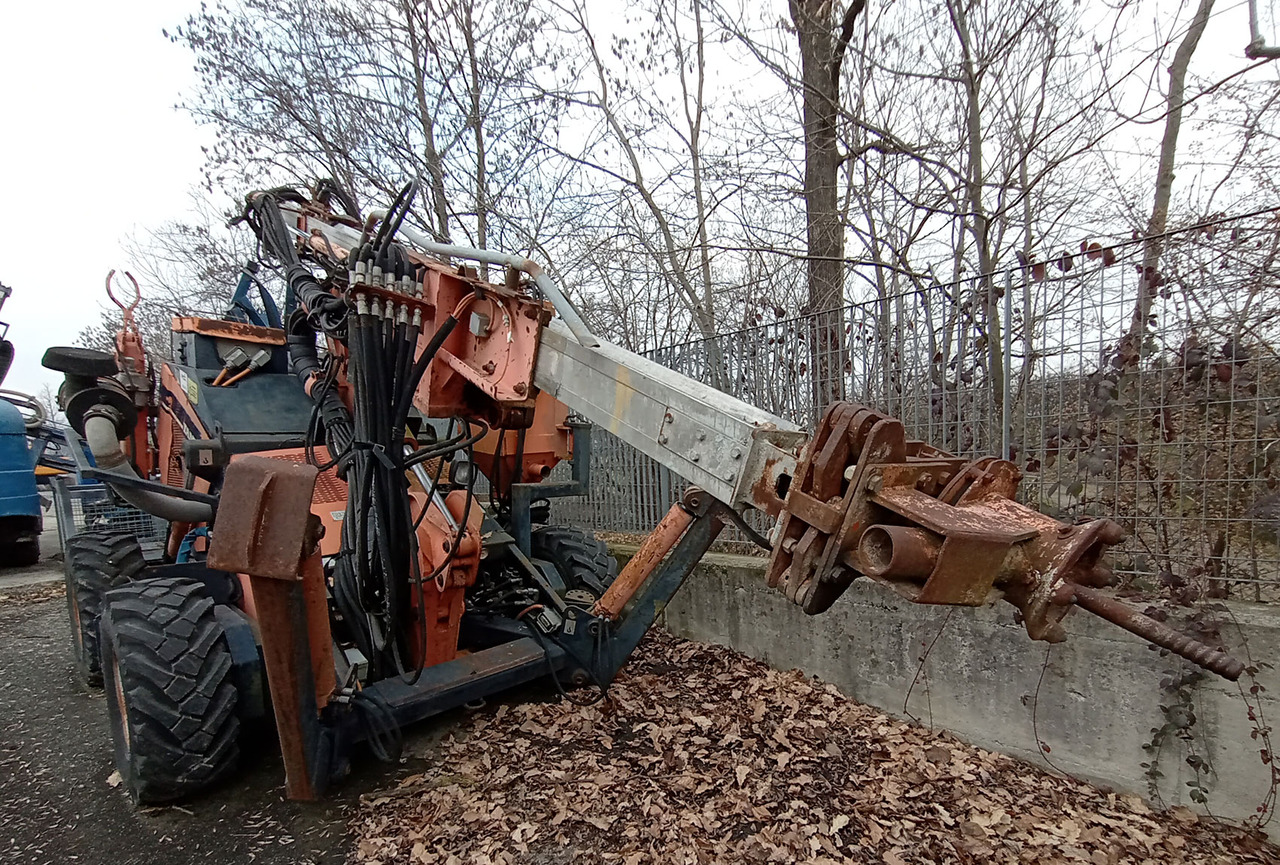 Tamrock Commando 300 - Буровая машина: фото 4 Tamrock Commando 300 - Буровая машина: фото 4