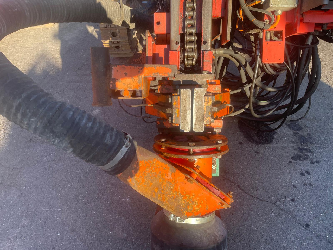 Tamrock Dino 560 - Буровая машина: фото 5 Tamrock Dino 560 - Буровая машина: фото 5