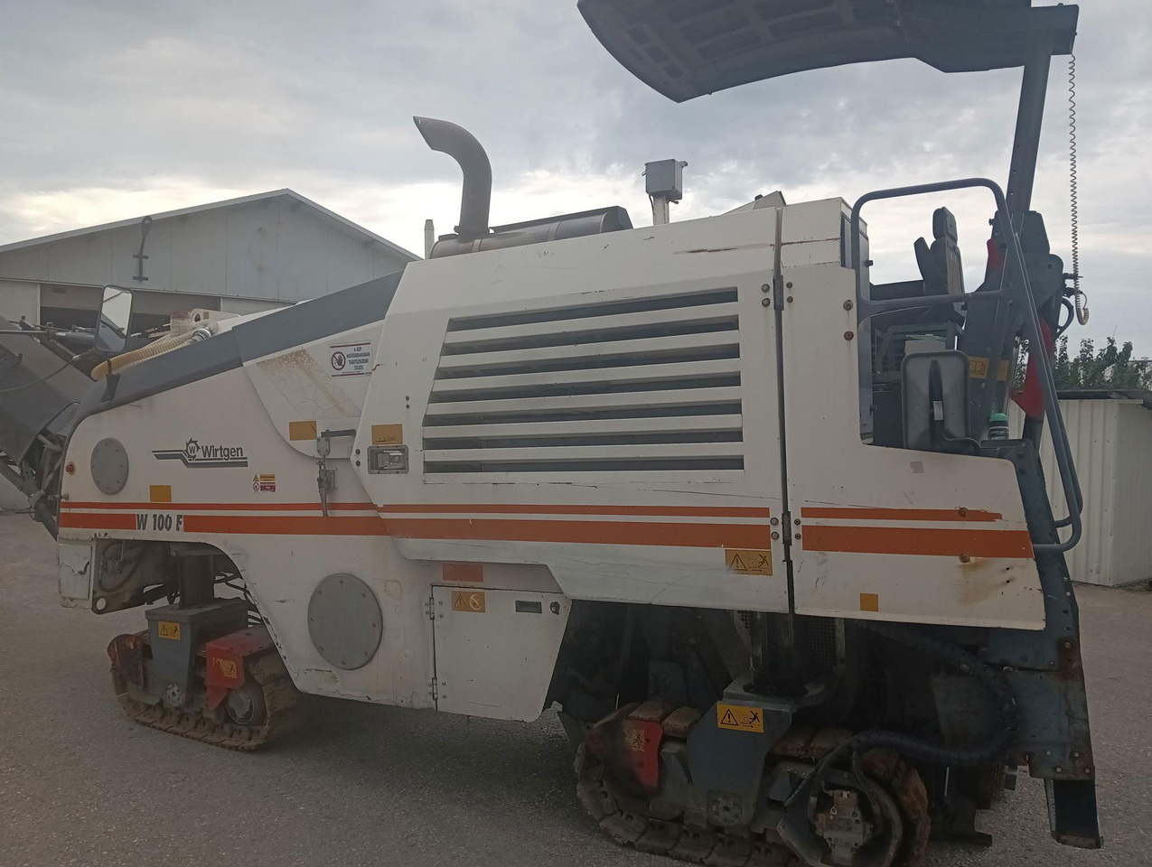 Wirtgen W 100 F - Дорожная фреза: фото 2 Wirtgen W 100 F - Дорожная фреза: фото 2