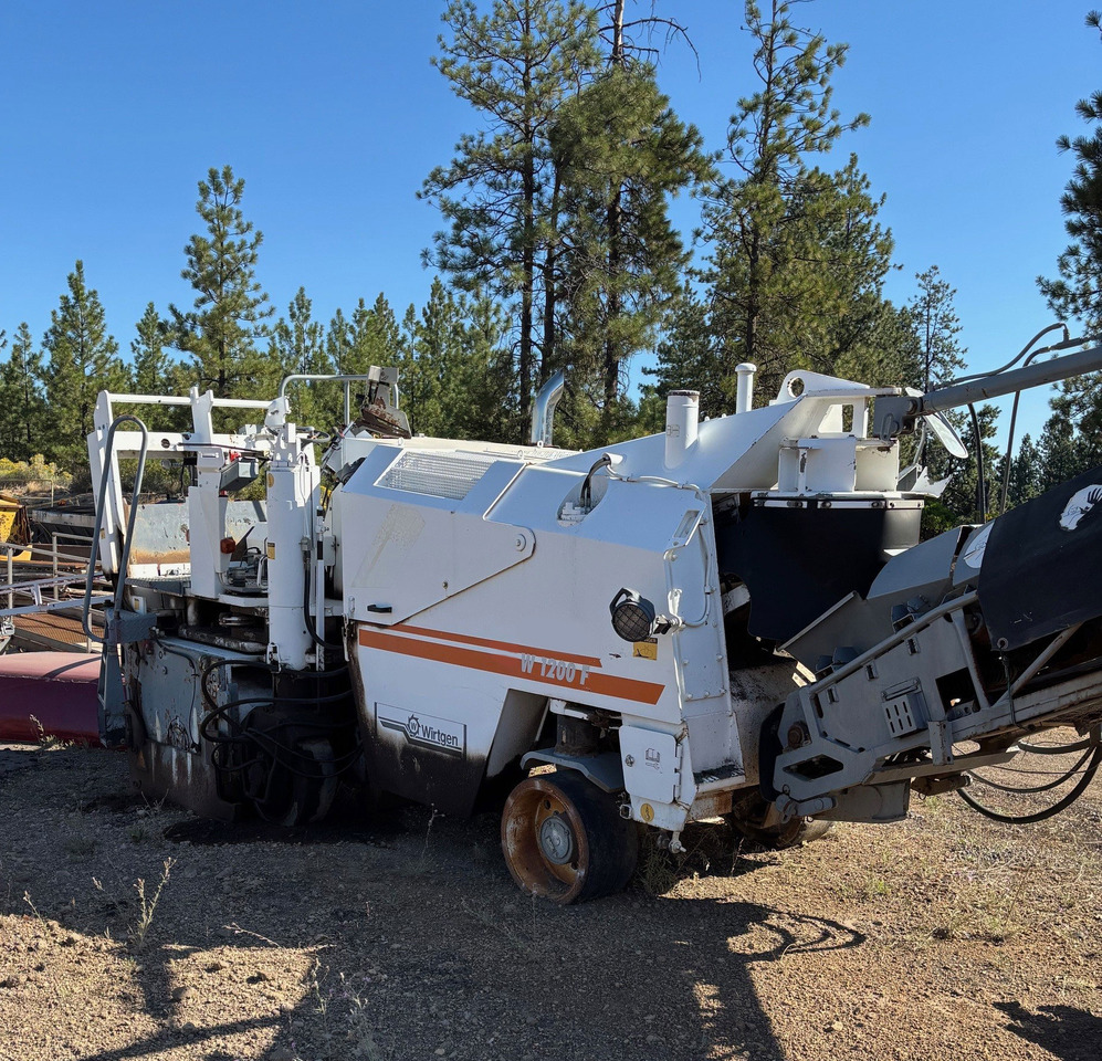 Wirtgen W 1200 F - Дорожная фреза: фото 1 Wirtgen W 1200 F - Дорожная фреза: фото 1