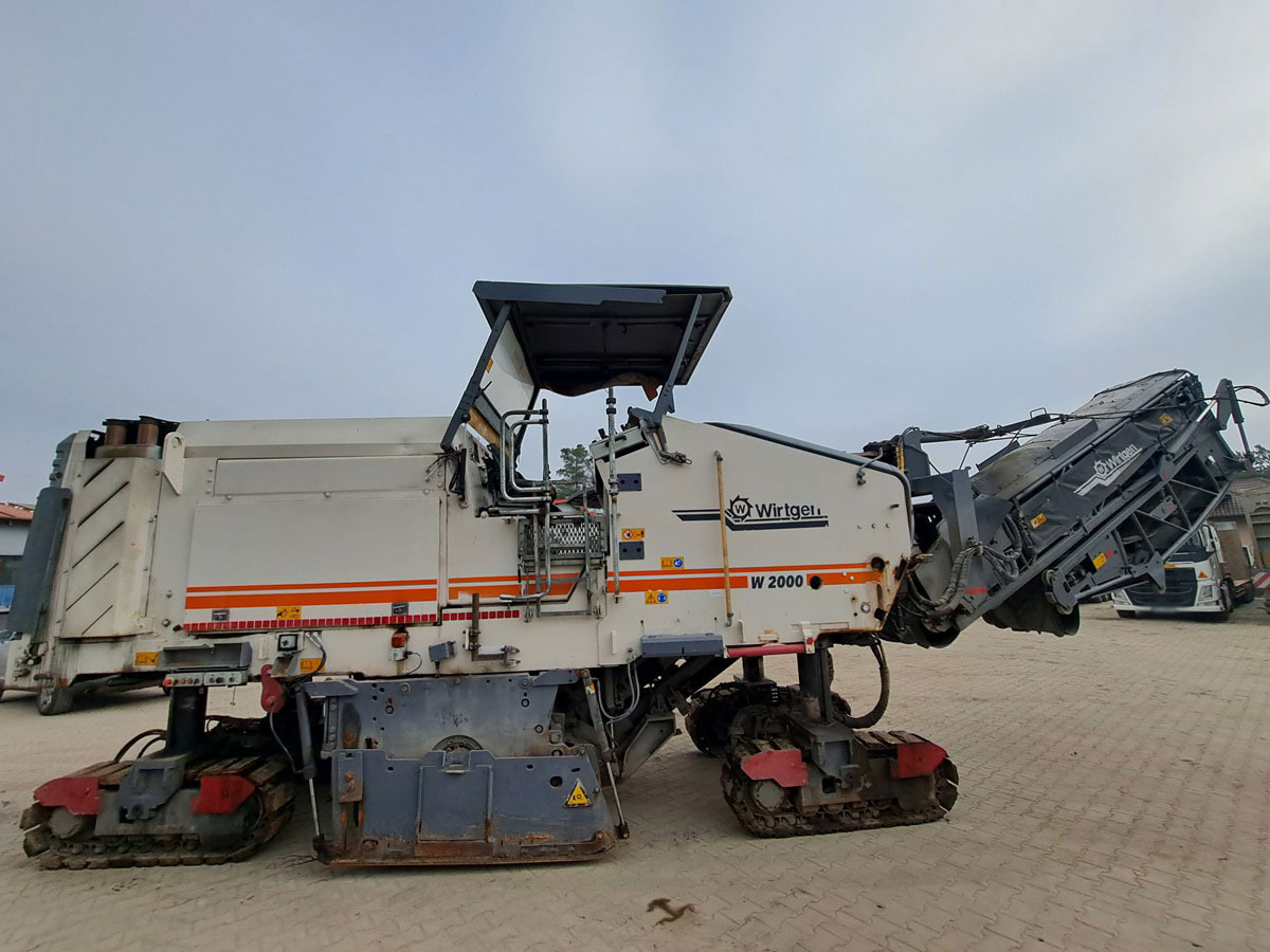 Wirtgen W 2000 - Дорожная фреза: фото 1 Wirtgen W 2000 - Дорожная фреза: фото 1