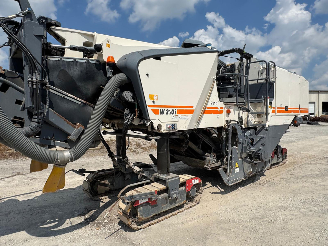 Wirtgen W 210 i - Дорожная фреза: фото 2 Wirtgen W 210 i - Дорожная фреза: фото 2