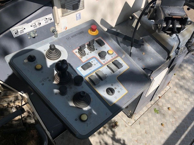 Wirtgen W 220 I - Дорожная фреза: фото 5 Wirtgen W 220 I - Дорожная фреза: фото 5