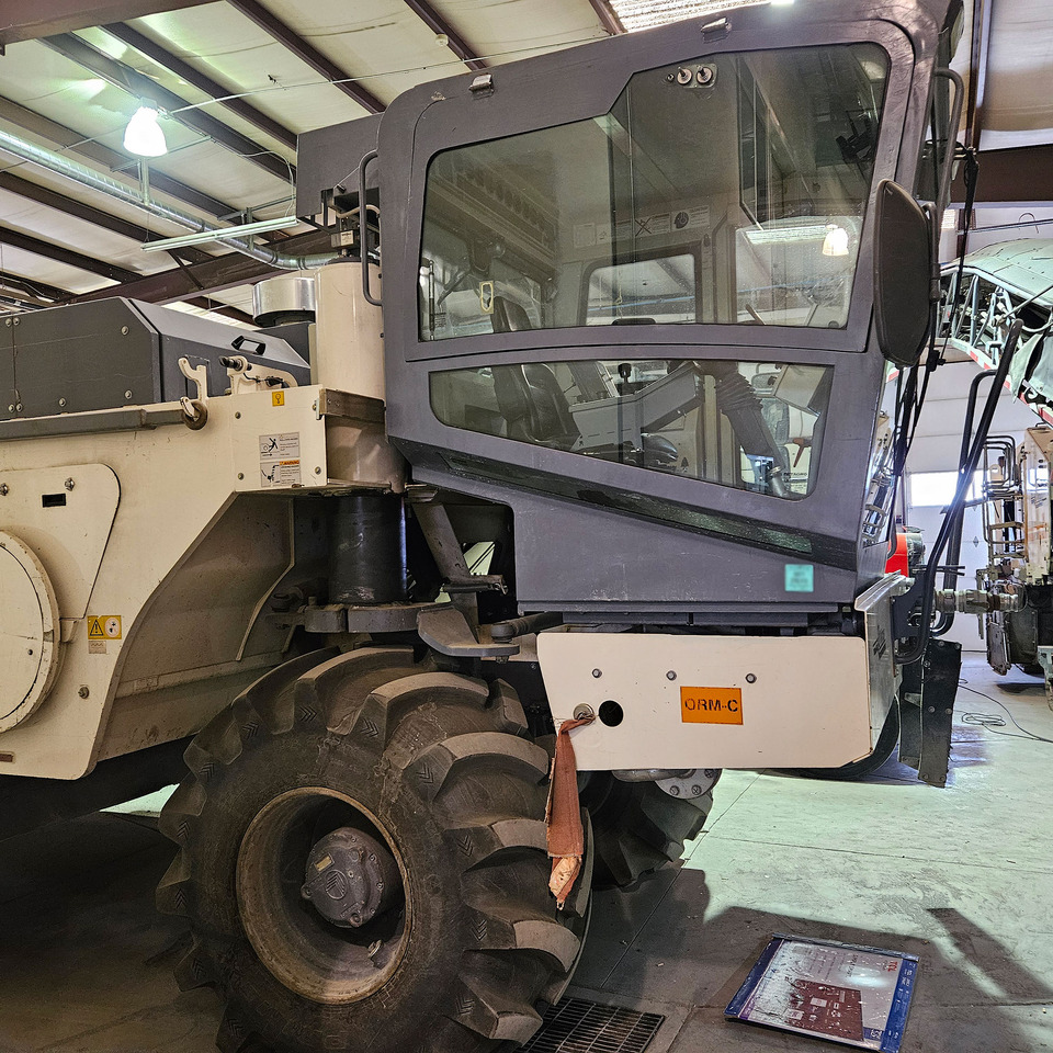 Wirtgen WR 2400 - Стабилизатор грунта: фото 5 Wirtgen WR 2400 - Стабилизатор грунта: фото 5