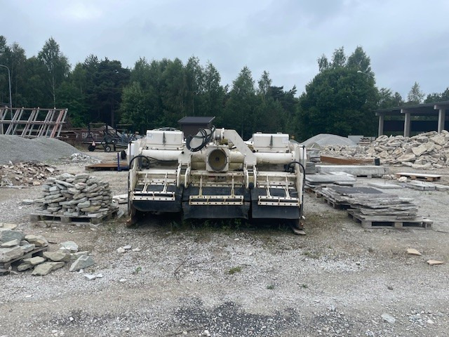 Wirtgen WS 250 - Стабилизатор грунта: фото 4 Wirtgen WS 250 - Стабилизатор грунта: фото 4