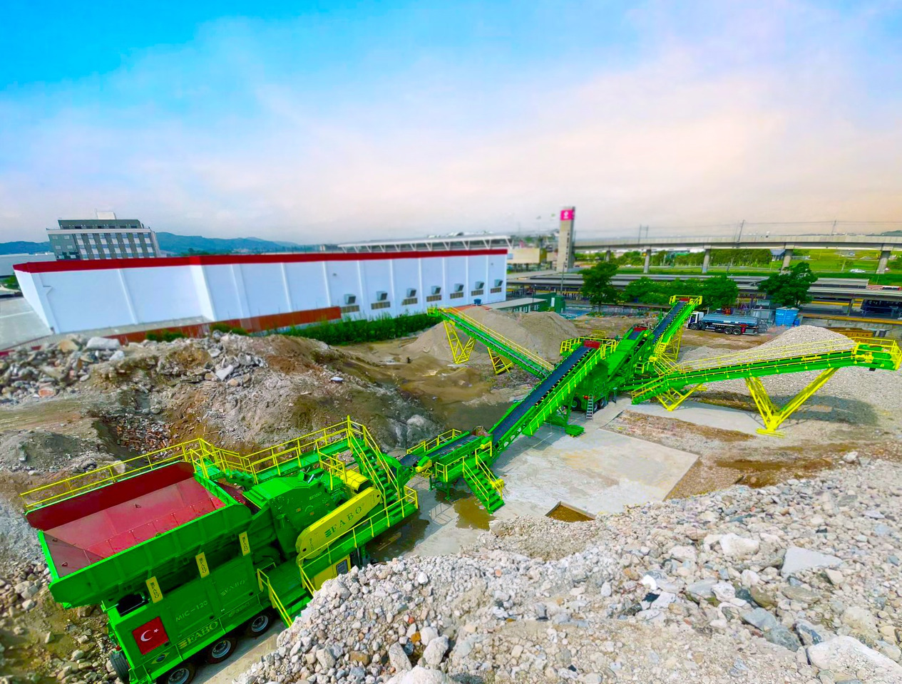 FABO mining machinery - crushing plant - Горнодобывающая техника: фото 1 FABO mining machinery - crushing plant - Горнодобывающая техника: фото 1