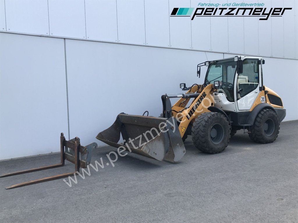 LIEBHERR RADLADER L 508 C 4in1 Schaufel + Palettengabel - Колёсный погрузчик: фото 1 LIEBHERR RADLADER L 508 C 4in1 Schaufel + Palettengabel - Колёсный погрузчик: фото 1