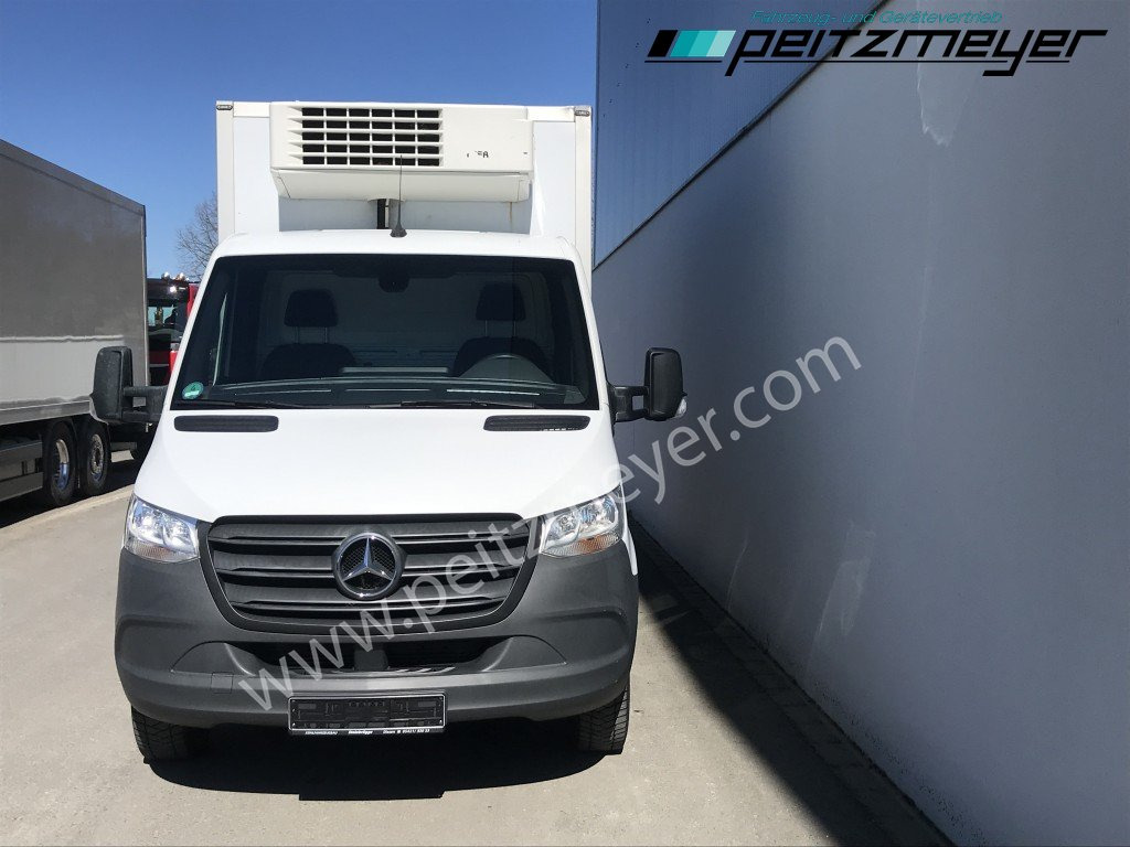 MERCEDES-BENZ Sprinter 316 CDI, TK-Koffer m. Trennwand, Thermoking V 500 - Фургон-рефрижератор: фото 5 MERCEDES-BENZ Sprinter 316 CDI, TK-Koffer m. Trennwand, Thermoking V 500 - Фургон-рефрижератор: фото 5