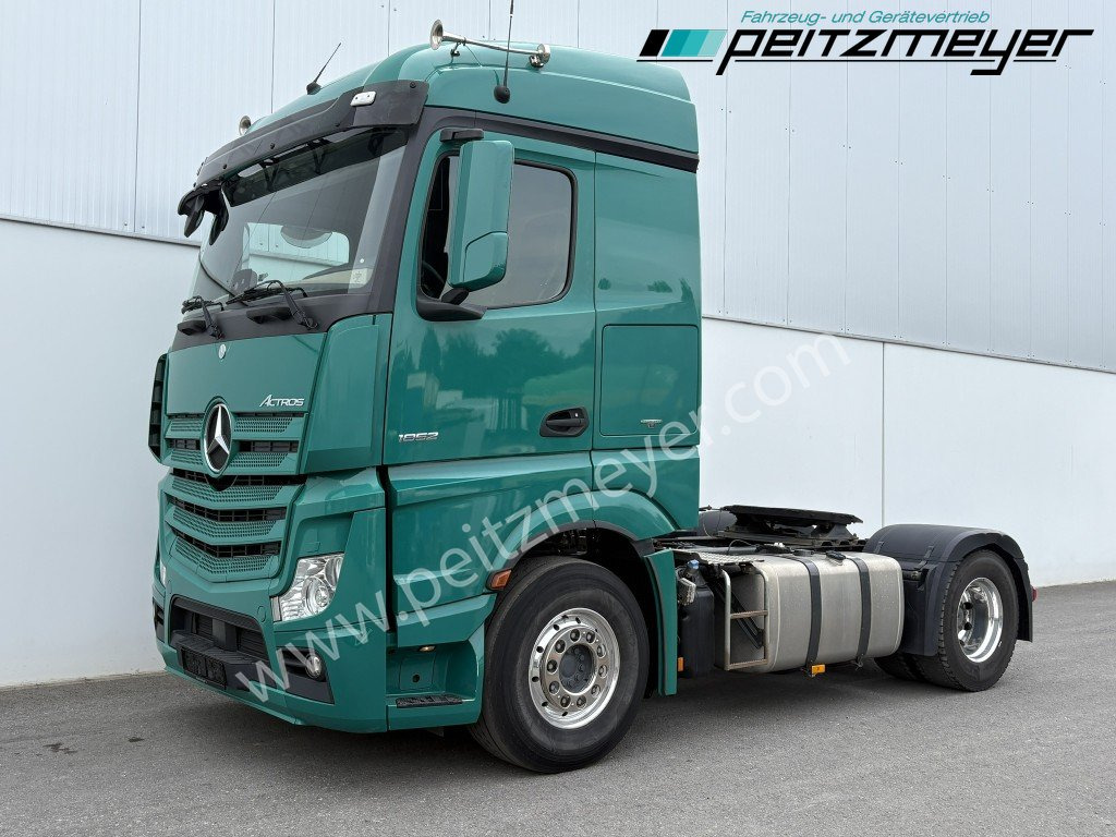 MERCEDES-BENZ Actros 1852 LS, 6 Zyl. 15,6 l Hubraum Turbocompound - Тягач: фото 1 MERCEDES-BENZ Actros 1852 LS, 6 Zyl. 15,6 l Hubraum Turbocompound - Тягач: фото 1