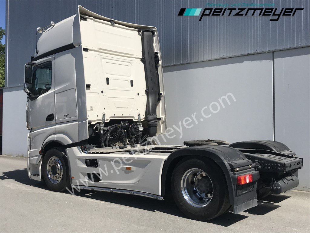 MERCEDES-BENZ Actros 1858 LLS, Klima, Leder, Retarder, original 289 tkm - Тягач: фото 3 MERCEDES-BENZ Actros 1858 LLS, Klima, Leder, Retarder, original 289 tkm - Тягач: фото 3