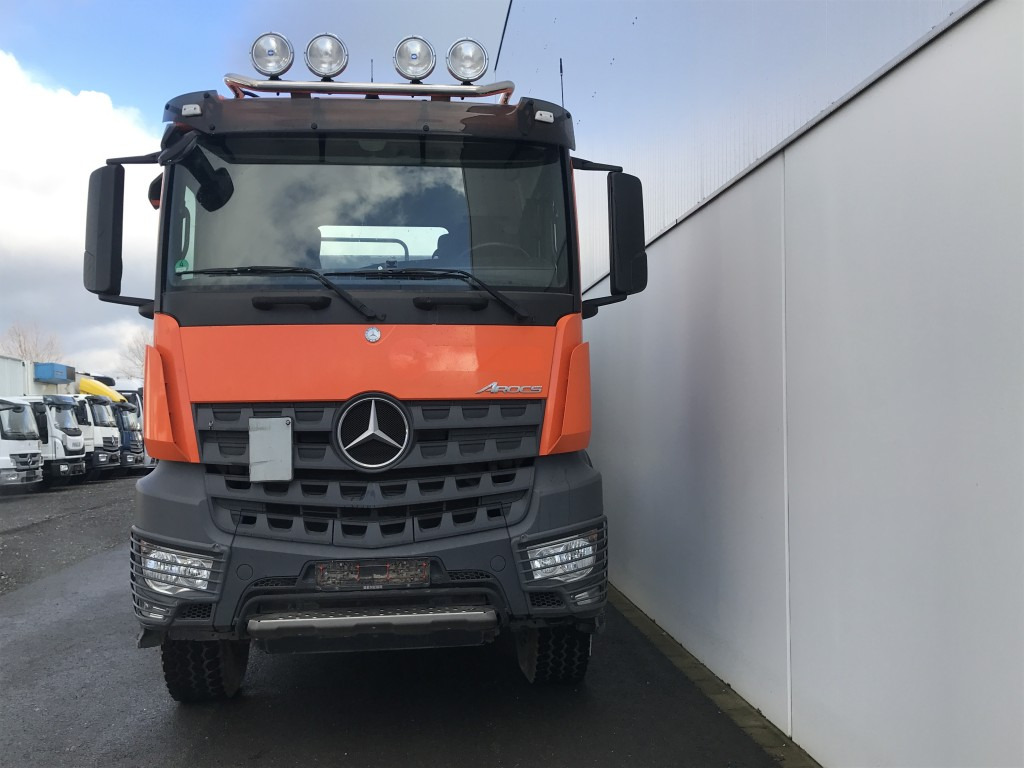 MERCEDES-BENZ Arocs 1848 AS / 2048 AS 4x4 Permanent Kipphydraulik - Тягач: фото 5 MERCEDES-BENZ Arocs 1848 AS / 2048 AS 4x4 Permanent Kipphydraulik - Тягач: фото 5