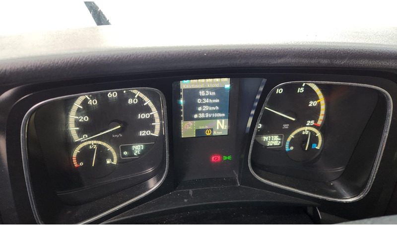 Тягач Mercedes-Benz Actros MEGA: фото 7 Тягач Mercedes-Benz Actros MEGA: фото 7