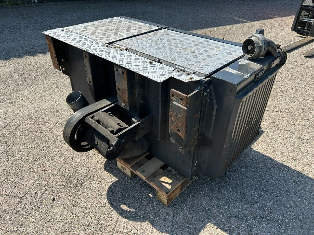 Ingersoll Rand Silo Compressor / CVS 1100 cub / 2.2 bar / Cooler / pto axle / air filter - Компрессор кондиционера для Грузовиков: фото 5 Ingersoll Rand Silo Compressor / CVS 1100 cub / 2.2 bar / Cooler / pto axle / air filter - Компрессор кондиционера для Грузовиков: фото 5