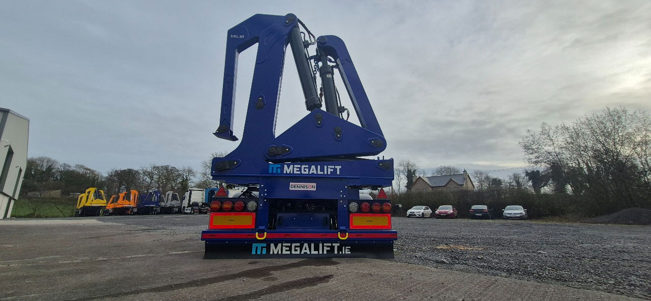Mega NEW Megaliftt Sideloader / 35 tons lift capacity /20-40-45 HC/ Diesel engine / Gooseneck-extendable - Полуприцеп-контейнеровоз/ Сменный кузов: фото 4 Mega NEW Megaliftt Sideloader / 35 tons lift capacity /20-40-45 HC/ Diesel engine / Gooseneck-extendable - Полуприцеп-контейнеровоз/ Сменный кузов: фото 4