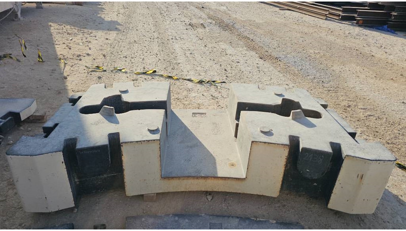 Вседорожный кран Grove GMK4100L-1 (2pcs available in Qatar): фото 17