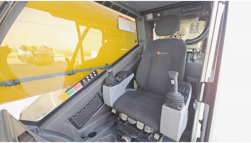 Вседорожный кран Grove GMK4100L-1 (2pcs available in Qatar): фото 12