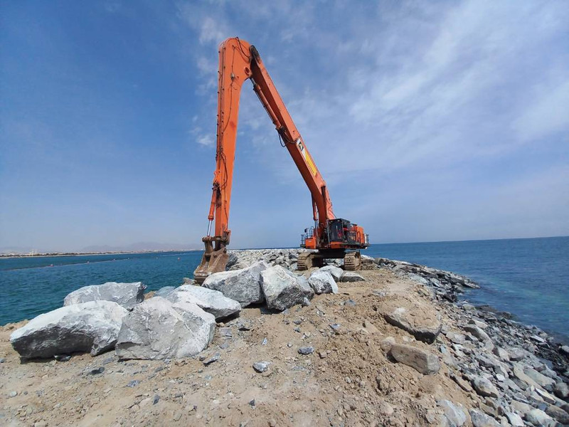 Hitachi EX 1200-6 (Abu Dhabi) - Экскаватор: фото 3 Hitachi EX 1200-6 (Abu Dhabi) - Экскаватор: фото 3