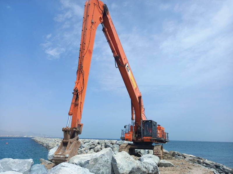 Hitachi EX 1200-6 (Abu Dhabi) - Экскаватор: фото 2 Hitachi EX 1200-6 (Abu Dhabi) - Экскаватор: фото 2