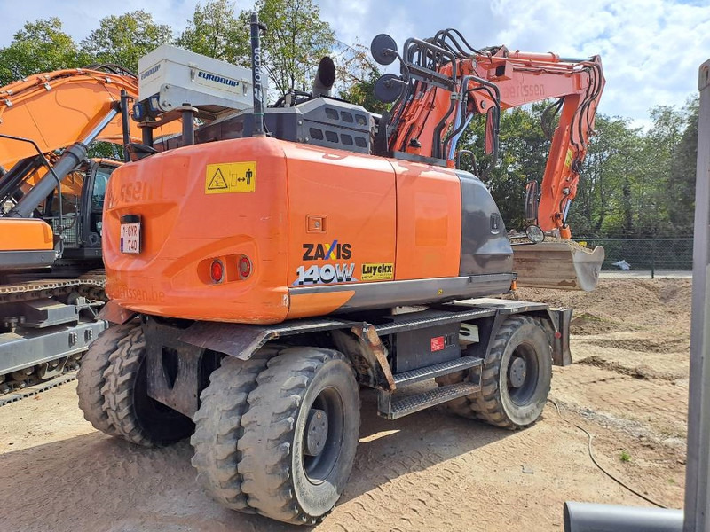 Hitachi ZX140WTB-6 - Колёсный экскаватор: фото 4 Hitachi ZX140WTB-6 - Колёсный экскаватор: фото 4