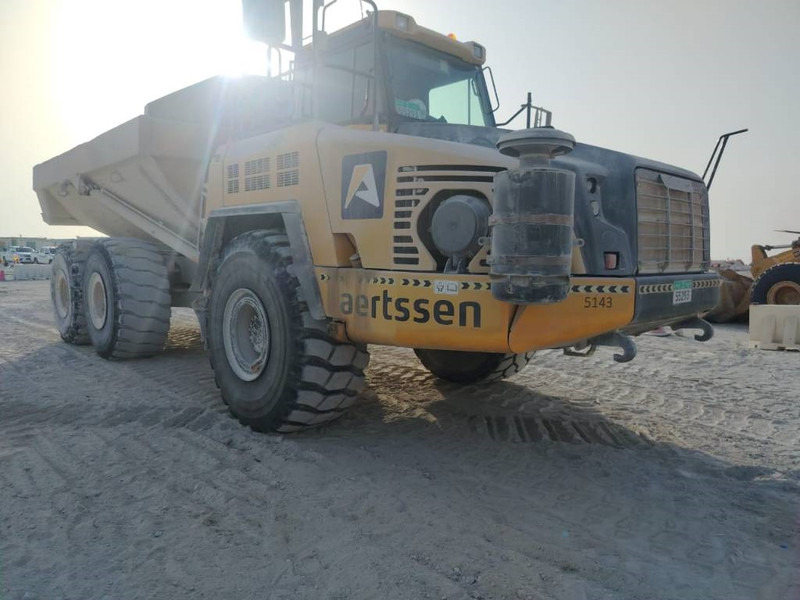 Komatsu HM400-3R (4 pieces available in Abu Dhabi) - Сочленённый самосвал: фото 4 Komatsu HM400-3R (4 pieces available in Abu Dhabi) - Сочленённый самосвал: фото 4