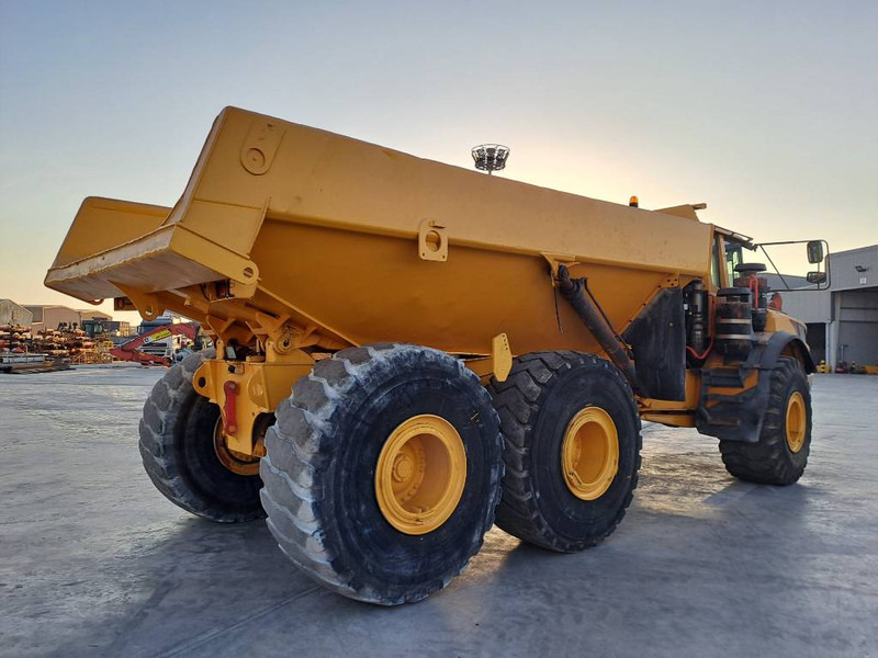 Volvo A40F (Abu Dhabi) - Сочленённый самосвал: фото 4 Volvo A40F (Abu Dhabi) - Сочленённый самосвал: фото 4