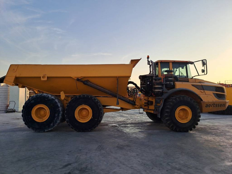 Volvo A40F (Abu Dhabi) - Сочленённый самосвал: фото 5 Volvo A40F (Abu Dhabi) - Сочленённый самосвал: фото 5