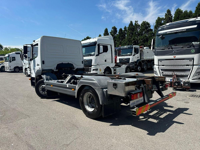 Mercedes-Benz Atego 13.23 - Грузовик-шасси: фото 2 Mercedes-Benz Atego 13.23 - Грузовик-шасси: фото 2