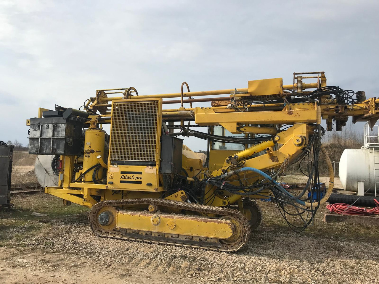 Atlas Copco ROC 860 HC-3 - Буровая машина: фото 1 Atlas Copco ROC 860 HC-3 - Буровая машина: фото 1