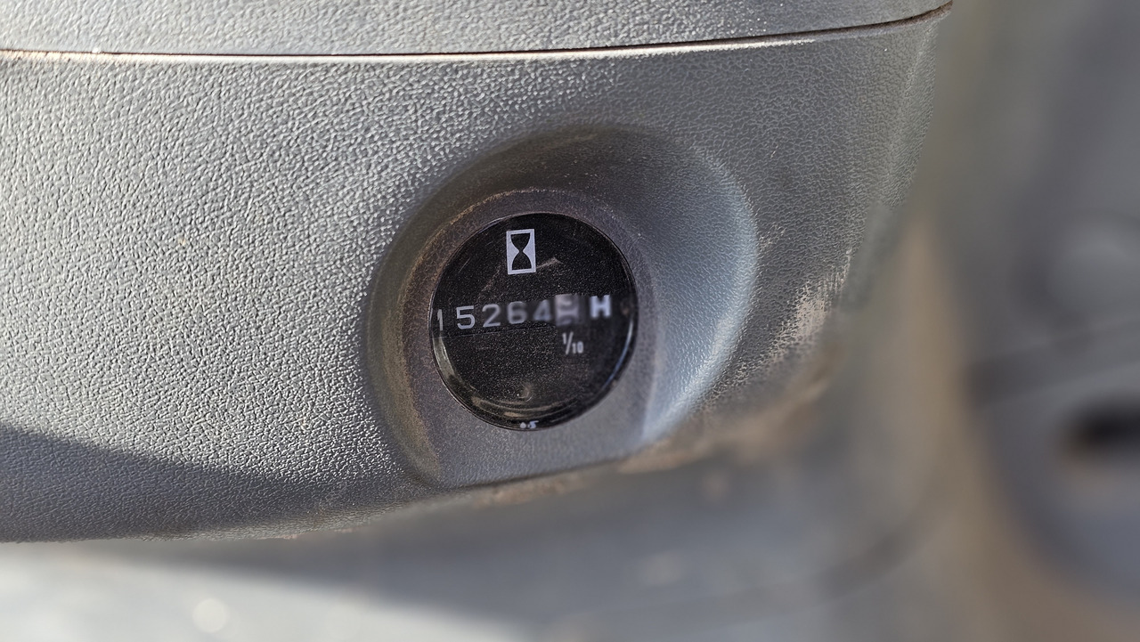HITACHI EX255 - Гусеничный экскаватор: фото 4 HITACHI EX255 - Гусеничный экскаватор: фото 4