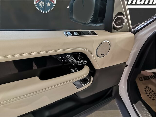 LAND ROVER Range Rover Vogue 4WD SPORT PANORAMA HOMELINK... - Внедорожник: фото 3 LAND ROVER Range Rover Vogue 4WD SPORT PANORAMA HOMELINK... - Внедорожник: фото 3