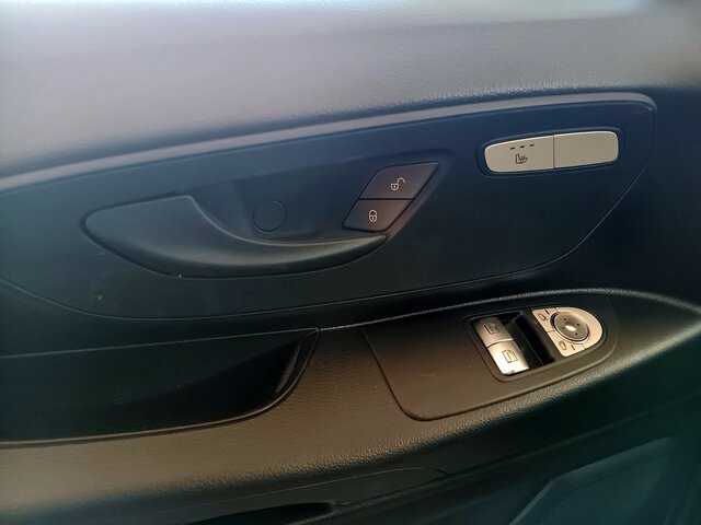 MERCEDES-BENZ Vito Kasten eVito 112 KA/FWD PARK+CLIMA... - Легковой фургон, Электрический фургон: фото 4 MERCEDES-BENZ Vito Kasten eVito 112 KA/FWD PARK+CLIMA... - Легковой фургон, Электрический фургон: фото 4