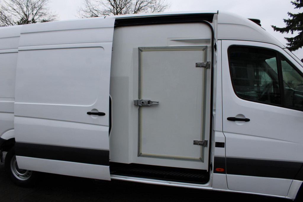 VW Crafter Tiefkühl Bi-Temp Maxi CX 350 MT Strom - Коммерческий автомобиль: фото 2 VW Crafter Tiefkühl Bi-Temp Maxi CX 350 MT Strom - Коммерческий автомобиль: фото 2