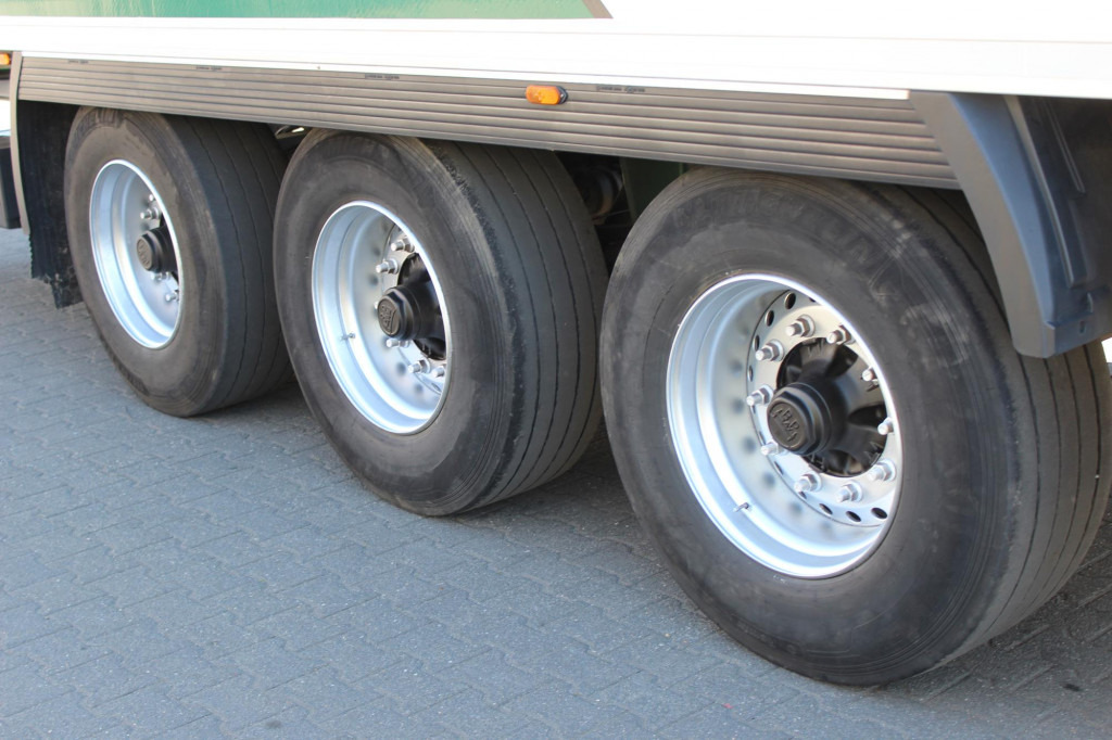 Полуприцеп-рефрижератор Lamberet CV 1550 Aluboden BPW LBW FRC09.26: фото 6 Полуприцеп-рефрижератор Lamberet CV 1550 Aluboden BPW LBW FRC09.26: фото 6