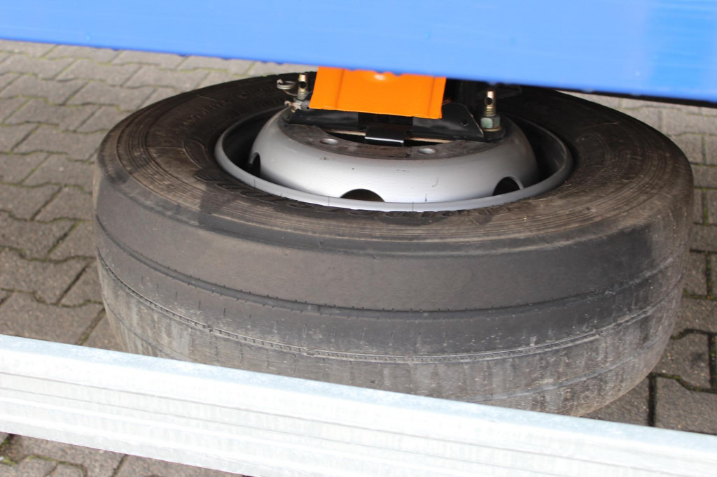 MAN TGL 12.220 Plane-Koffer 7,5 m LBW Klima 199TKm - Тентованный грузовик: фото 5 MAN TGL 12.220 Plane-Koffer 7,5 m LBW Klima 199TKm - Тентованный грузовик: фото 5