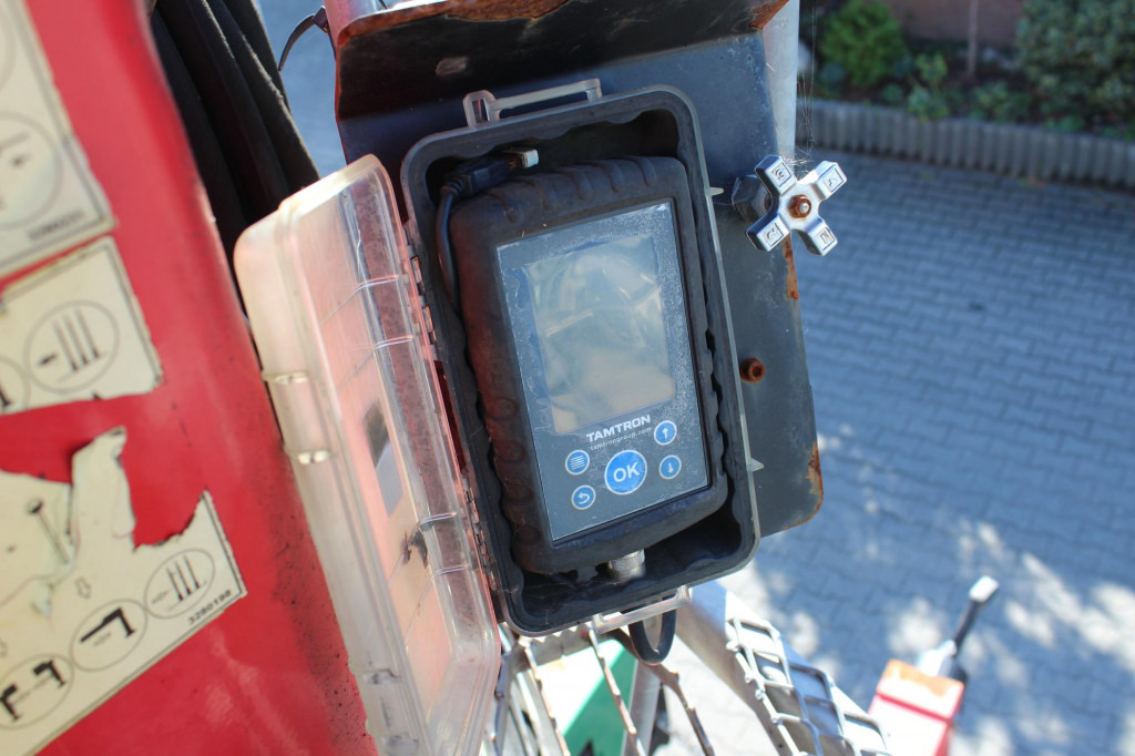 MAN TGX 33.560 D38Motor 6x4 Intarder KESLA-Holzkran - Лесовоз, Автоманипулятор: фото 5 MAN TGX 33.560 D38Motor 6x4 Intarder KESLA-Holzkran - Лесовоз, Автоманипулятор: фото 5