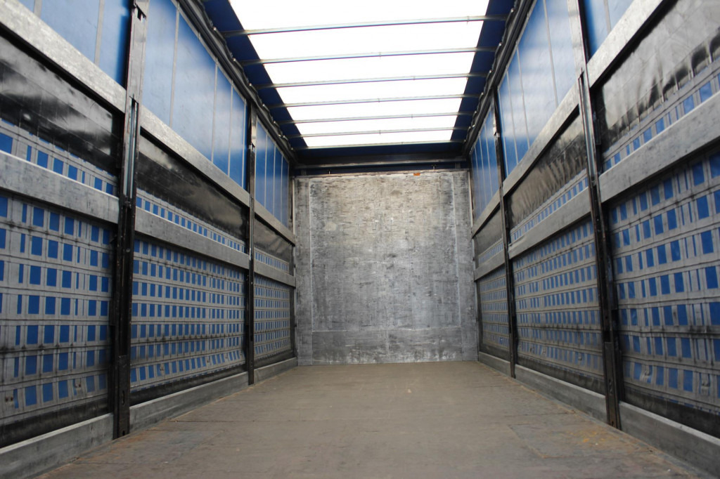 MAN TGX26.460 Durchlad Plane-Jumbo Retarder Hubdach - Тентованный грузовик: фото 4 MAN TGX26.460 Durchlad Plane-Jumbo Retarder Hubdach - Тентованный грузовик: фото 4
