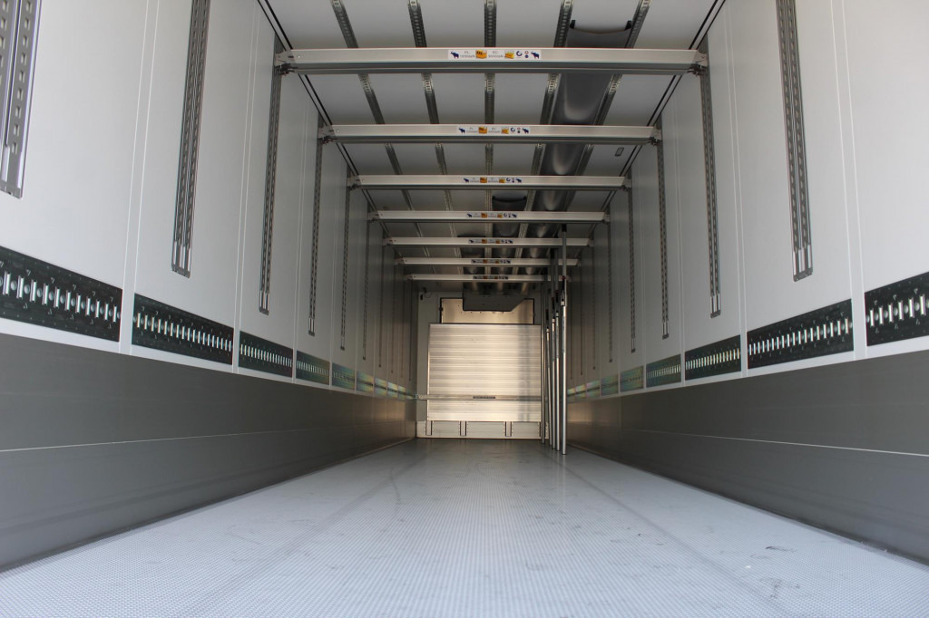 SCHMITZ Thermo KingA400 Blumen Ladebordwand Miete-Rent - Полуприцеп-рефрижератор: фото 2 SCHMITZ Thermo KingA400 Blumen Ladebordwand Miete-Rent - Полуприцеп-рефрижератор: фото 2