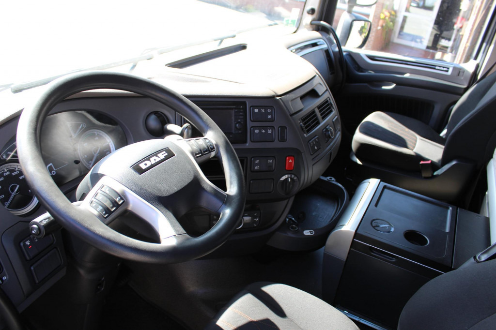 Daf XF 530 SC Retarder ACC LDWS Kühlbox Vollspoiler - Тягач: фото 5 Daf XF 530 SC Retarder ACC LDWS Kühlbox Vollspoiler - Тягач: фото 5