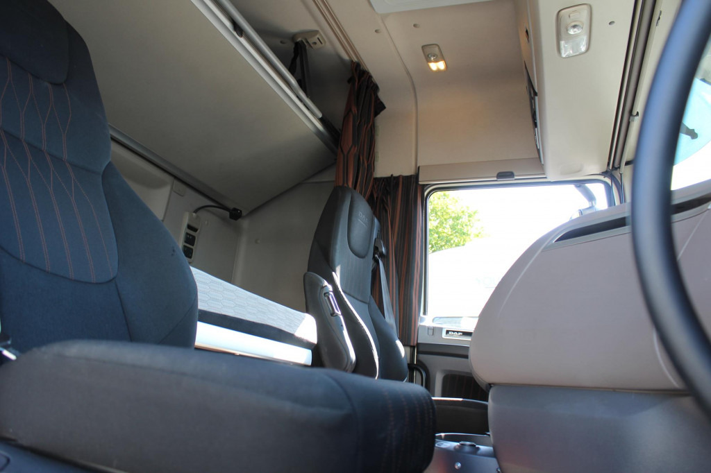 Daf XF 530 SC Retarder ACC LDWS Standklima Kühlbox - Тягач: фото 3 Daf XF 530 SC Retarder ACC LDWS Standklima Kühlbox - Тягач: фото 3