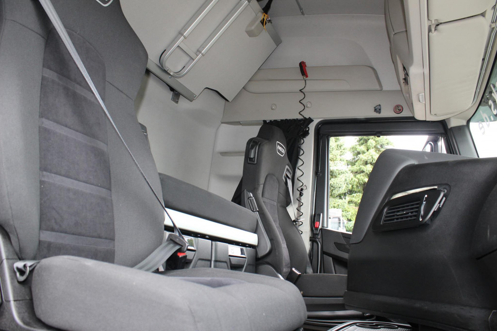 Iveco S-Way 480 Retarder Standklima 2Tanks Navi LED - Тягач: фото 4 Iveco S-Way 480 Retarder Standklima 2Tanks Navi LED - Тягач: фото 4