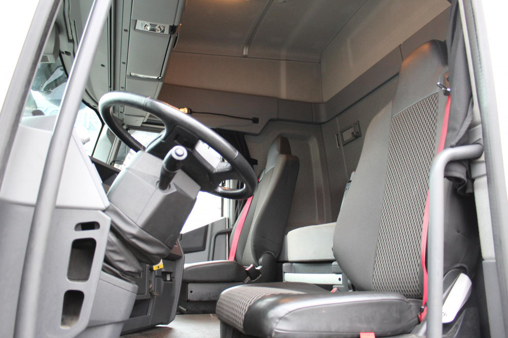 Renault T460 Retarder 2 Tanks Standklima VIN : KD - Тягач: фото 4 Renault T460 Retarder 2 Tanks Standklima VIN : KD - Тягач: фото 4