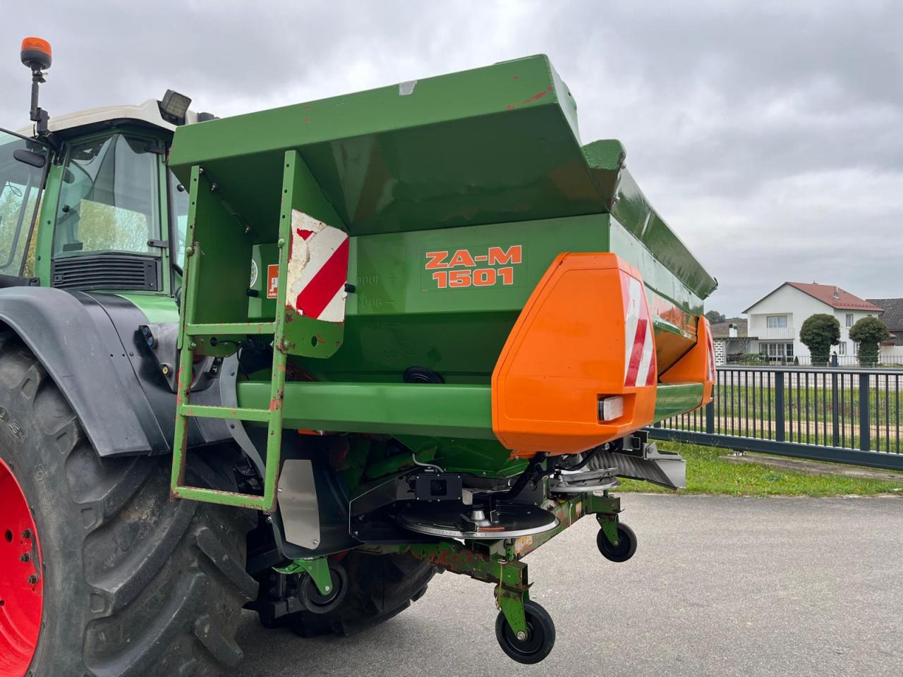 Amazone ZA-M 1501 Profis, Wiegestreuer, 2500 Liter - Разбрасыватель удобрений: фото 3 Amazone ZA-M 1501 Profis, Wiegestreuer, 2500 Liter - Разбрасыватель удобрений: фото 3