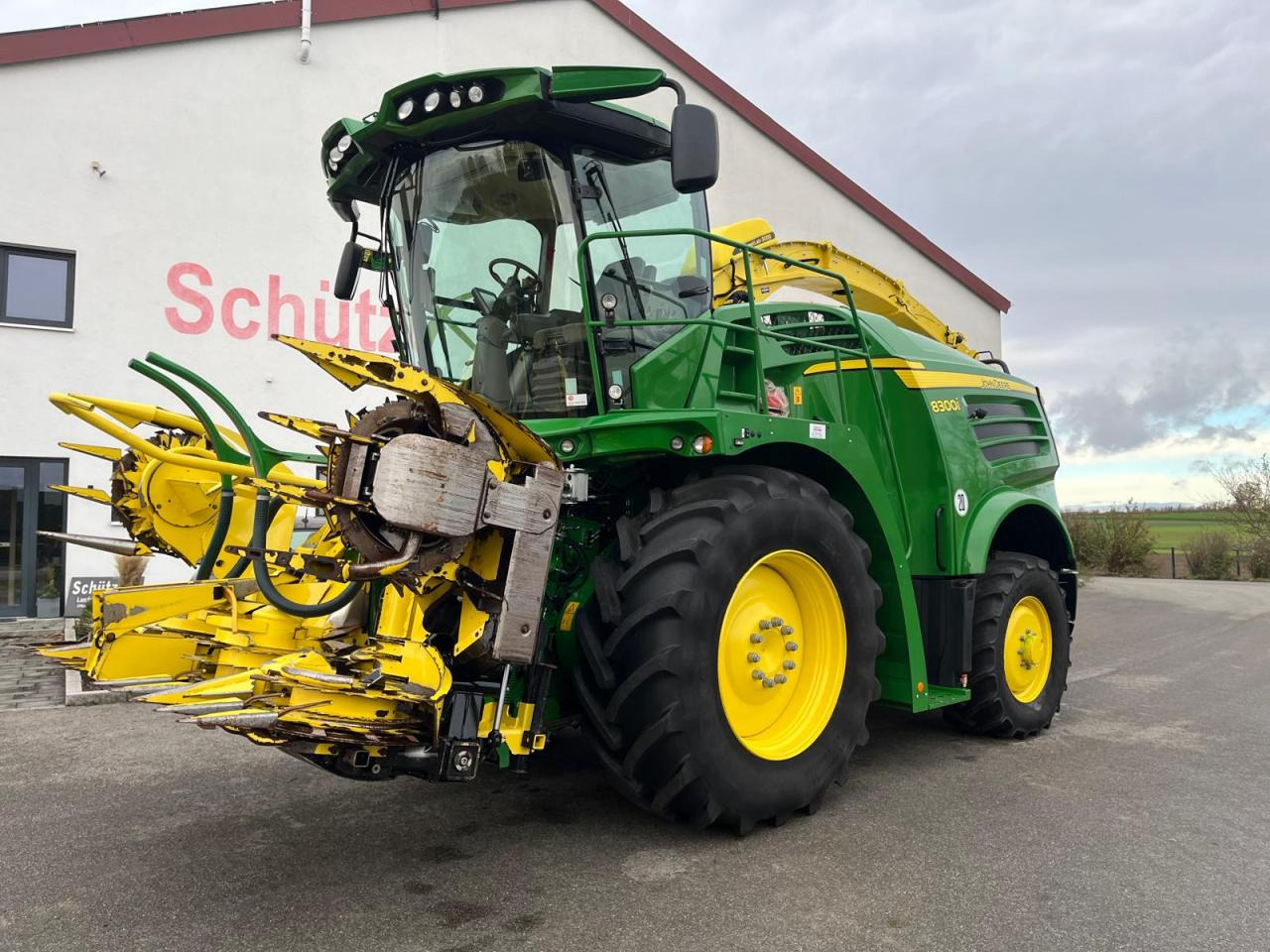 John Deere 8300i, 910 Bh, Harvestlap, Pickup, Kemper, Top, - Кормоуборочный комбайн: фото 1 John Deere 8300i, 910 Bh, Harvestlap, Pickup, Kemper, Top, - Кормоуборочный комбайн: фото 1