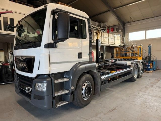 MAN 26.460 6x2 Hyfva 20.26 S - Крюковой мультилифт: фото 3 MAN 26.460 6x2 Hyfva 20.26 S - Крюковой мультилифт: фото 3